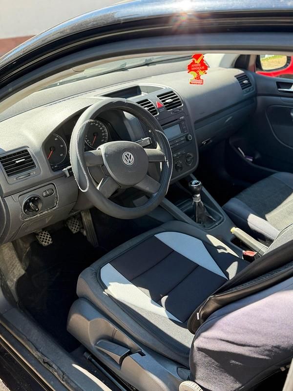 Gebraucht VW Golf V 90 PS (66 kW) 2005 Schwarz Kleinwagen