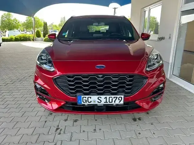 Gebraucht Ford Kuga ST-Line X 224 PS (164 kW) 2024 Lucidrot metallic (rot) SUV