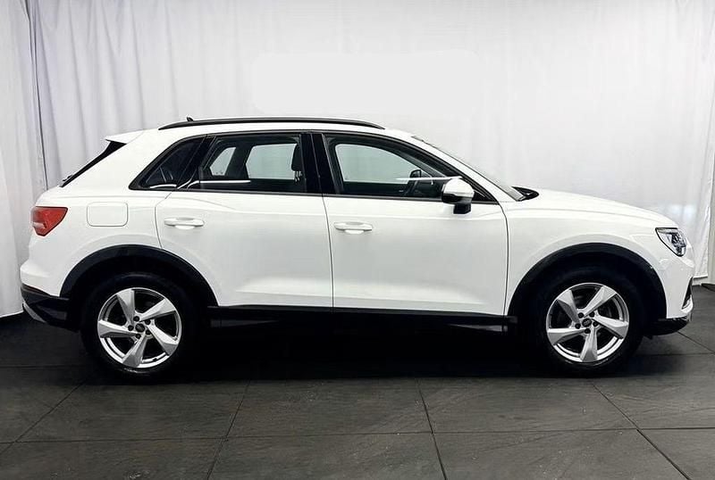 Gebraucht Audi Q3 Advanced 150 PS (110 kW) 2023 Arkonaweiß SUV
