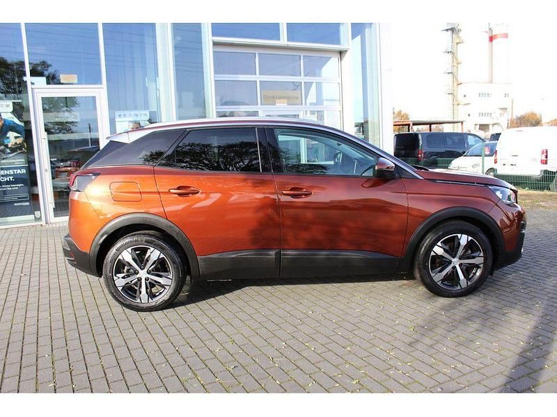Gebraucht Peugeot 3008 Allure 181 PS (133 kW) 2019 Braun (metallic) SUV