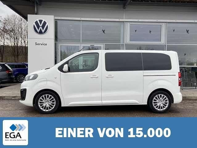 Weiß Gebraucht 2021 Opel Zafira Life Edition Van / Kleinbus | 26.830 € (Superpreis) - Bild 1/4
