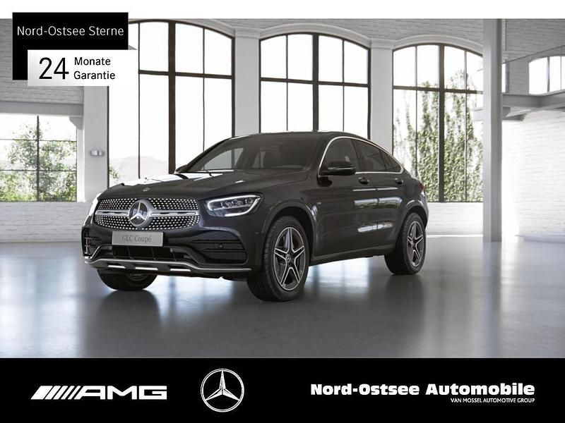 Metalliclack graphitgrau Gebraucht 2020 Mercedes GLC300e AMG Coupé | 41.490 € (Guter Preis) - Bild 1/4