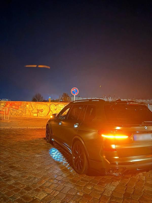 Gebraucht BMW X7 400 PS (294 kW) 2020 Schwarz SUV