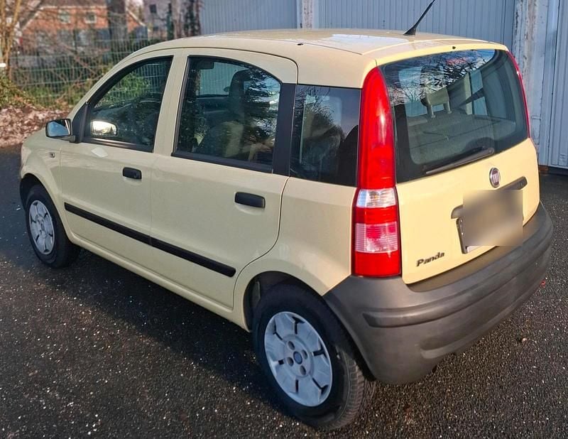 Gelb Gebraucht 2009 Fiat Panda Kleinwagen | 2.150 € (Fairer Preis) - Bild 1/4