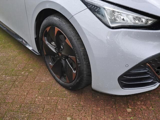 Gebraucht Cupra Born 150 kW (204 PS) 2023 Grau Kleinwagen