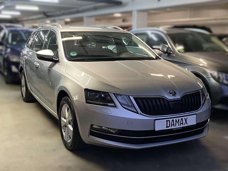 Gebraucht Skoda Octavia Style 190 PS (139 kW) 2019 Brilliantsilber metallic Kombi