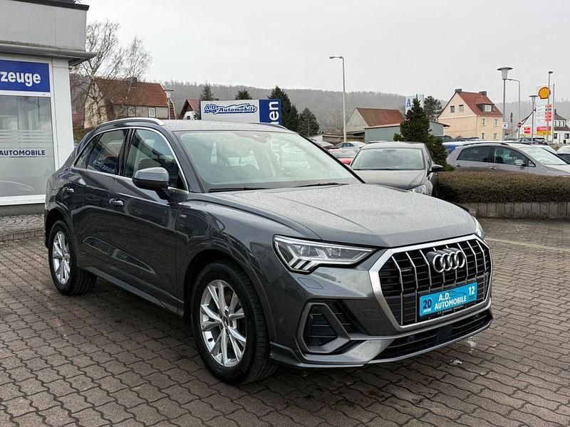 Gebraucht Audi Q3 S-Line 190 PS (139 kW) 2019 Grau SUV