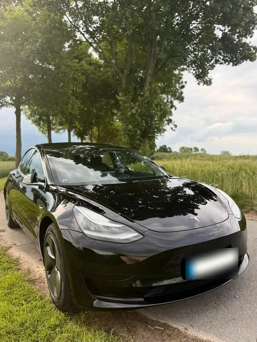 Gebraucht Tesla Model 3 Standard Range Plus 239 kW (325 PS) 2020 Schwarz Limousine