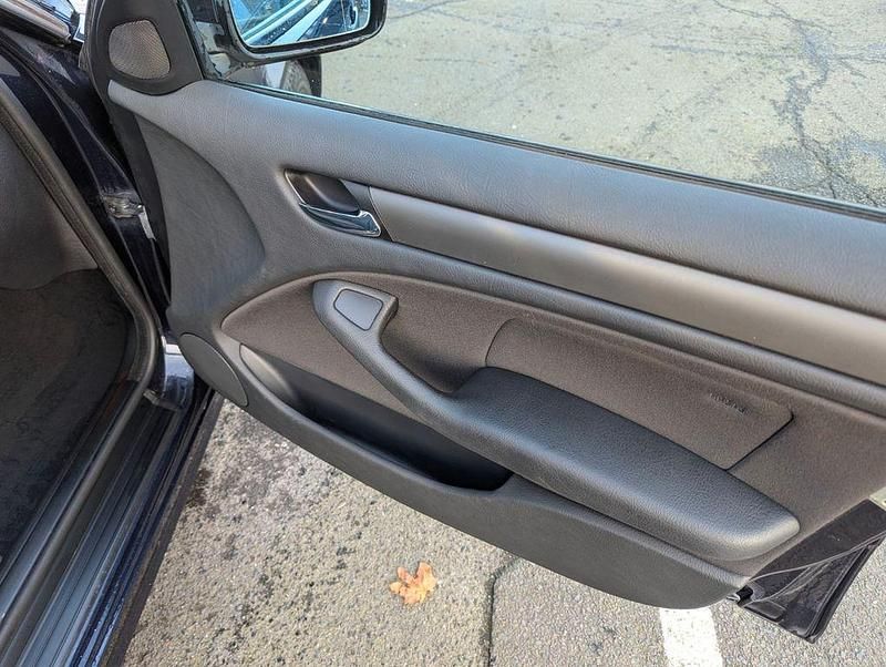 Gebraucht BMW 318 143 PS (105 kW) 2003 Blau Kombi