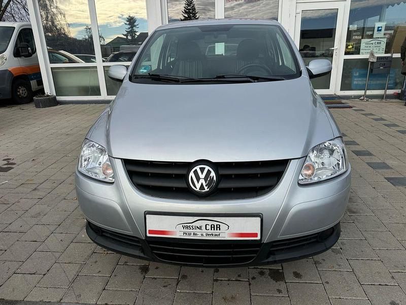 Gebraucht VW Fox Basis 54 PS (39 kW) 2005 Silber Kleinwagen