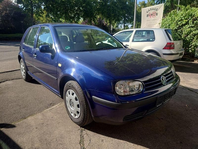 Blau Gebraucht 1999 VW Golf IV Limousine | 4.500 € (Teuer) - Bild 1/4