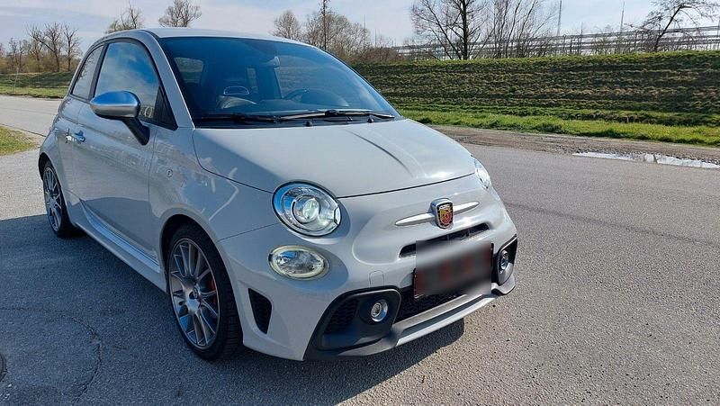 Grau Gebraucht 2016 Abarth 595 Turismo Kleinwagen | 11.500 € (Guter Preis) - Bild 1/4