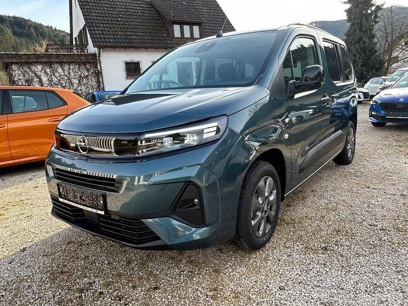 Blau Neu 2025 Opel Combo Life Edition Van / Kleinbus | 25.900 € (Fairer Preis) - Bild 1/4