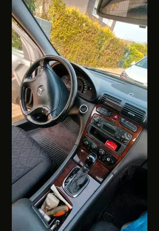 Gebraucht Mercedes C200 Elegance 163 PS (119 kW) 2000 Schwarz Limousine