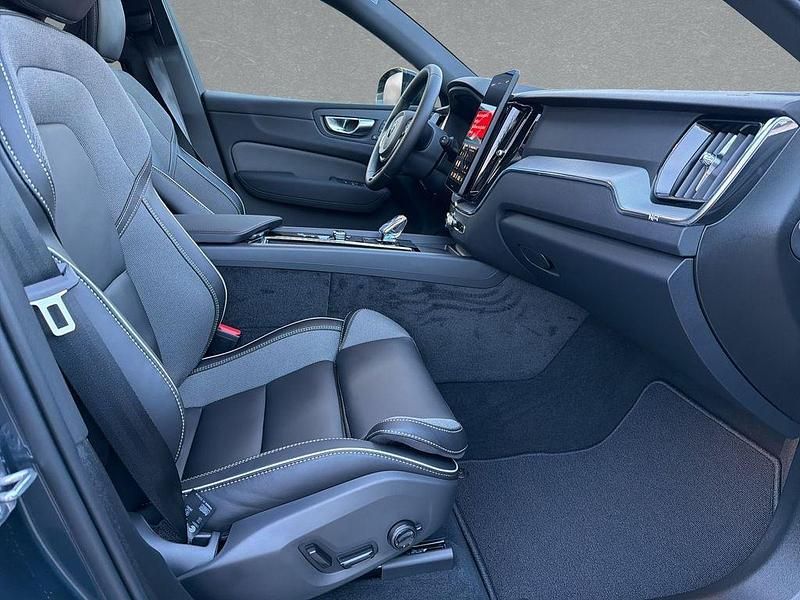 Gebraucht Volvo XC60 Plus 455 PS (334 kW) 2025 Blau SUV