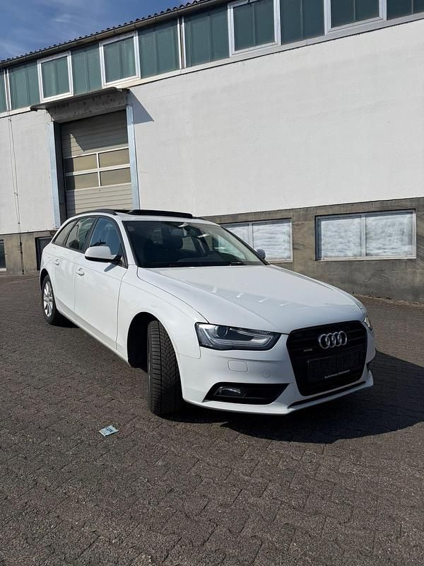 Gebraucht Audi A4 177 PS (130 kW) 2013 Weiß Kombi