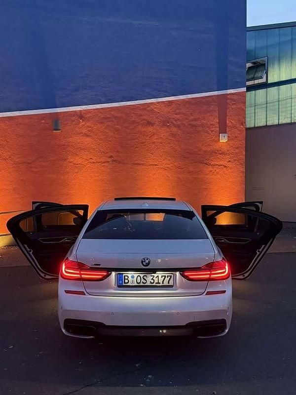 Second-hand BMW 730 265 CP (194 kW) 2016 Berlinǎ