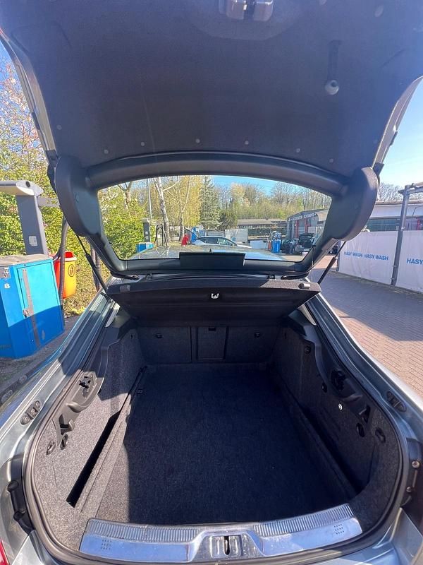 Gebraucht Skoda Superb 160 PS (117 kW) 2010 Grau Limousine