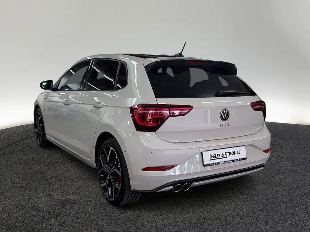 Gebraucht VW Polo Beats 207 PS (152 kW) 2024 Ascotgrau/schwarz Kleinwagen