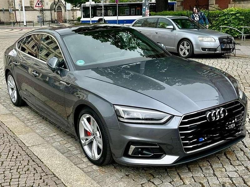 Gebraucht Audi A5 Sportback 218 PS (160 kW) 2018 Grau Kleinwagen