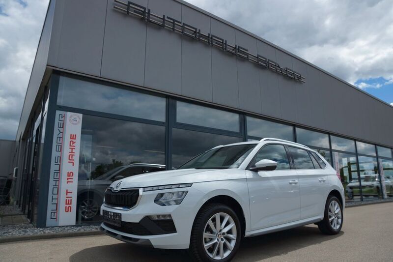 Weiß Gebraucht 2024 Skoda Kamiq SE L SUV | 20.290 € (Guter Preis) - Bild 1/4