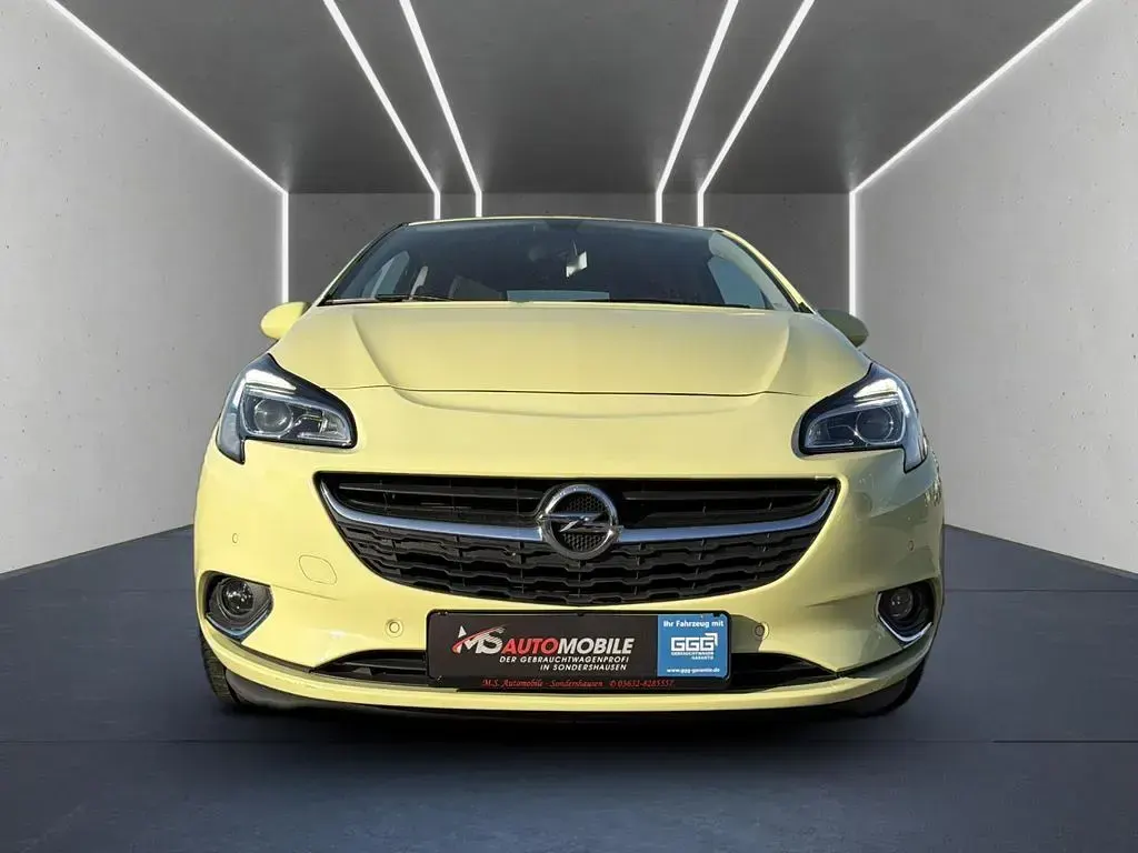 Usado Opel Corsa Innovation 101 HP (74 kW) 2015 Amarelo Citadino