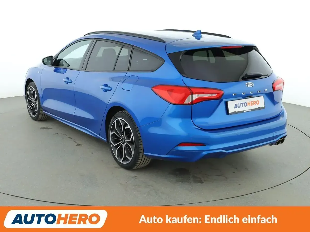 Używany Ford Focus ST-Line 150 KM (110 kW) 2019 Niebieski Kombi