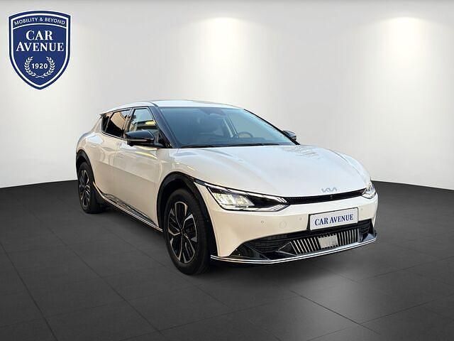 Gebraucht Kia EV6 Air 167 kW (228 PS) 2024 Weiß (snow white pearl (weiß)) SUV