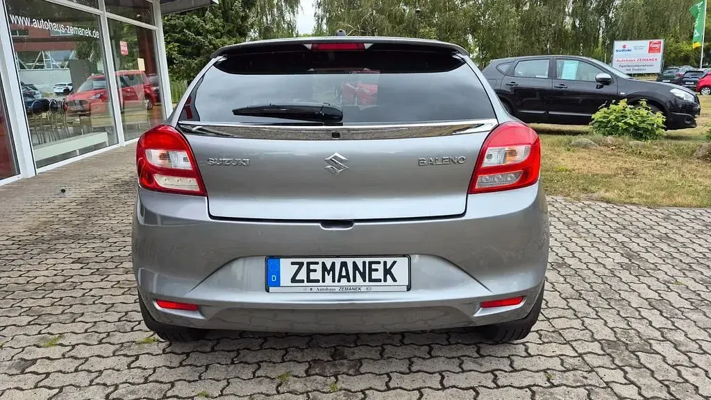 Gebraucht Suzuki Baleno Comfort 111 PS (81 kW) 2018 Silber Kleinwagen