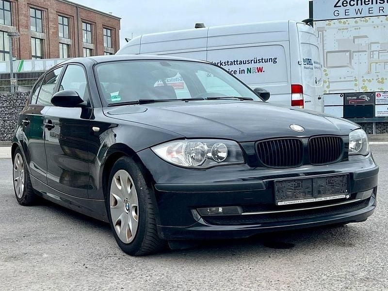 Gebraucht BMW 116 Advantage 122 PS (89 kW) 2008 Schwarz Kleinwagen