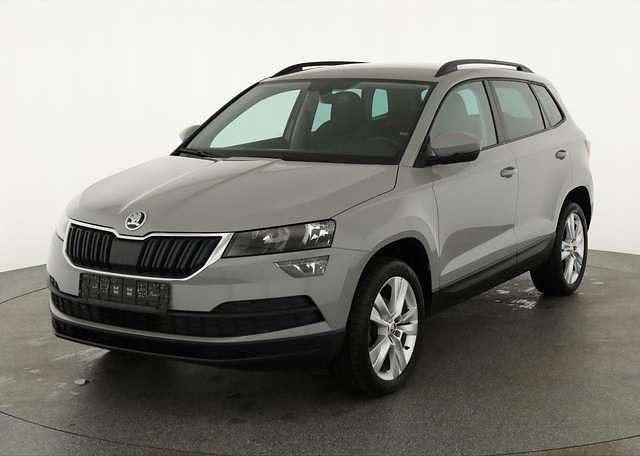 Grau Gebraucht 2021 Skoda Karoq Style SUV | 23.640 € (Guter Preis) - Bild 1/1