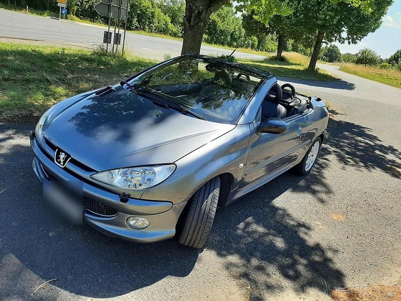 Gebraucht Peugeot 206 CC 109 PS (80 kW) 2006 Grün Cabrio