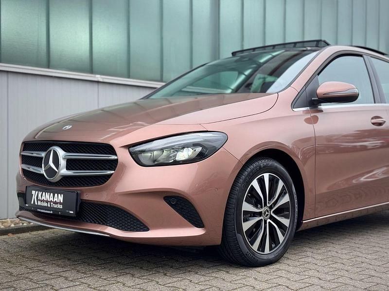 Gebraucht Mercedes E250 Style 218 PS (160 kW) 2021 Gold Limousine