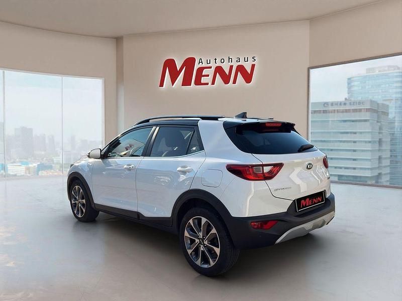 Gebraucht Kia Stonic Platinum Edition 120 PS (88 kW) 2021 Weiß SUV