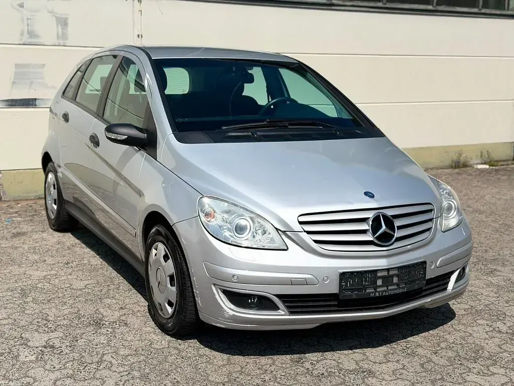 Gebraucht Mercedes B170 116 PS (85 kW) 2008 Silber Van / Kleinbus