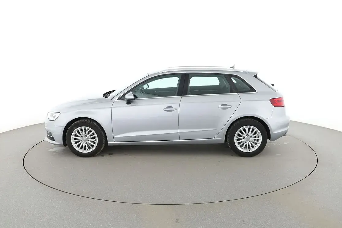 Gebraucht Audi A3 Ambiente 110 PS (80 kW) 2016 Grau Limousine