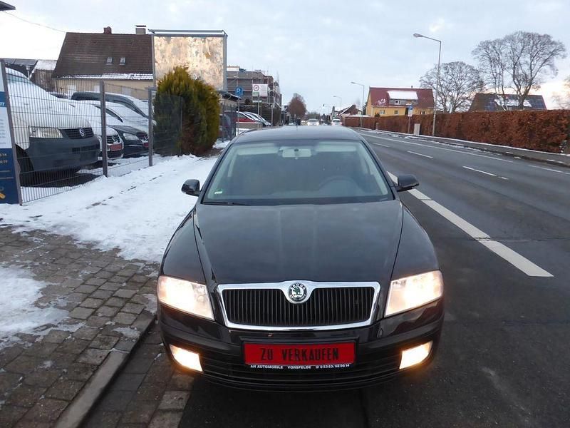 Gebraucht Skoda Octavia Ambiente 140 PS (102 kW) 2009 Schwarz Kombi