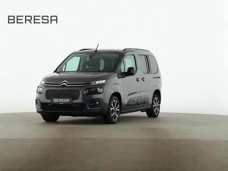 Grau Gebraucht 2023 Citroën e-Berlingo Shine Van / Kleinbus | 18.880 € (Superpreis) - Bild 1/4