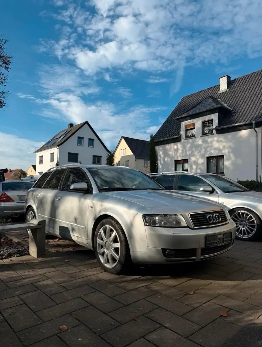 Używany Audi A4 S-Line 170 KM (125 kW) 2002 Srebrny Kombi