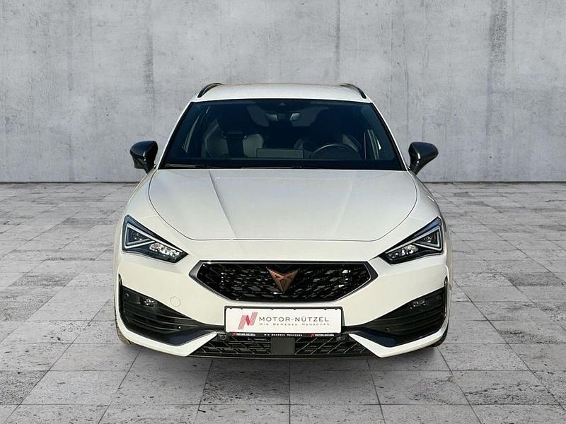 Gebraucht Cupra Leon VZ 310 PS (228 kW) 2024 Weiß Limousine