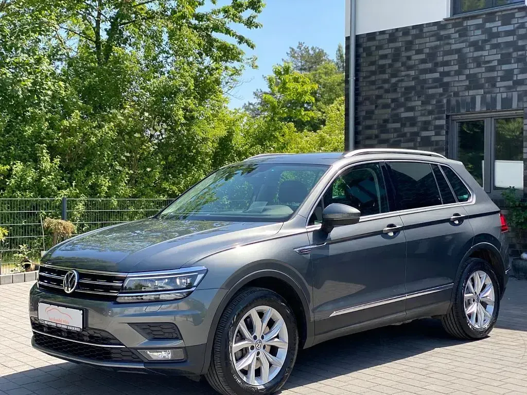 Gebraucht VW Tiguan Highline 190 PS (139 kW) 2020 Grau SUV
