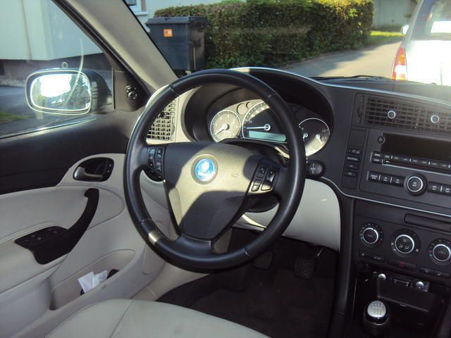 Gebraucht Saab 9-3 Vector 120 PS (88 kW) 2007 Schwarz metallic Kombi