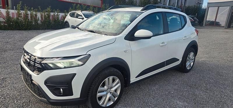 Gebraucht Dacia Sandero Expression 91 PS (66 kW) 2023 Weiß SUV