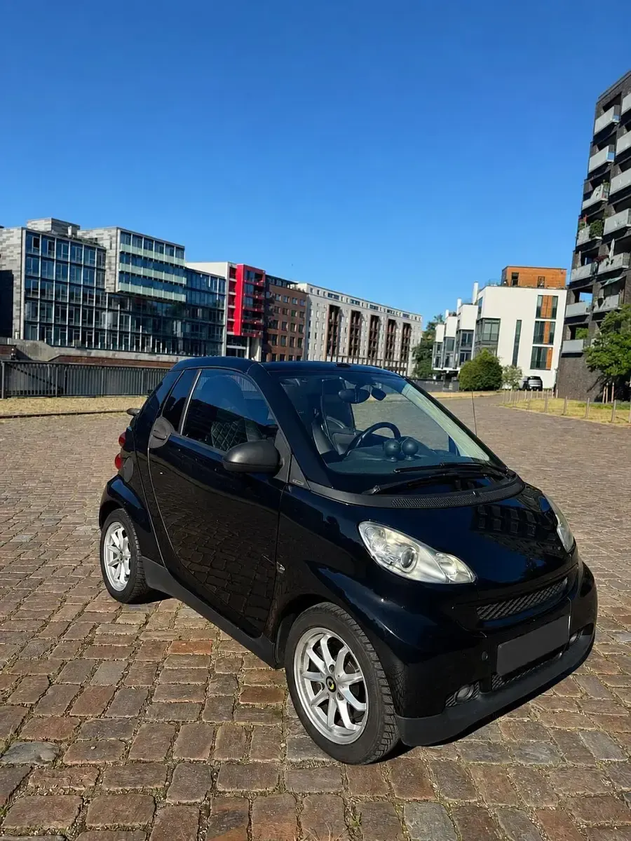 Gebraucht Smart ForTwo Cabrio 45 PS (33 kW) 2007 Schwarz Cabrio