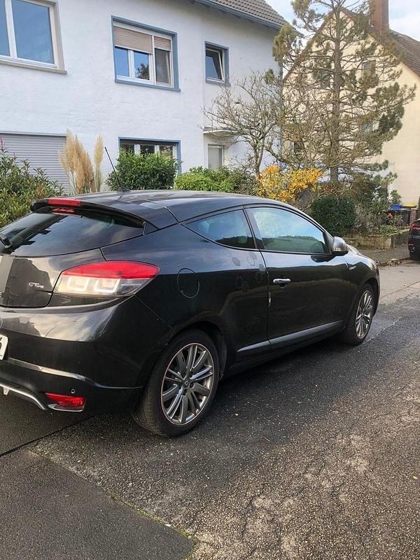 Schwarz Gebraucht 2010 Renault Mégane Coupé Dynamique Coupé | 7.300 € (Teuer) - Bild 1/4