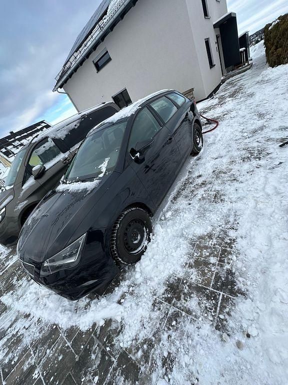 Gebraucht Seat Leon ST Style 105 PS (77 kW) 2014 Schwarz Kombi