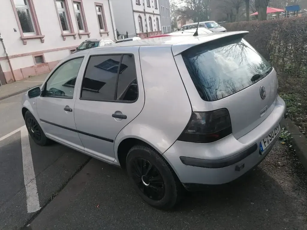 Gebraucht VW Golf III Basis 101 PS (74 kW) 1998 Silber Limousine