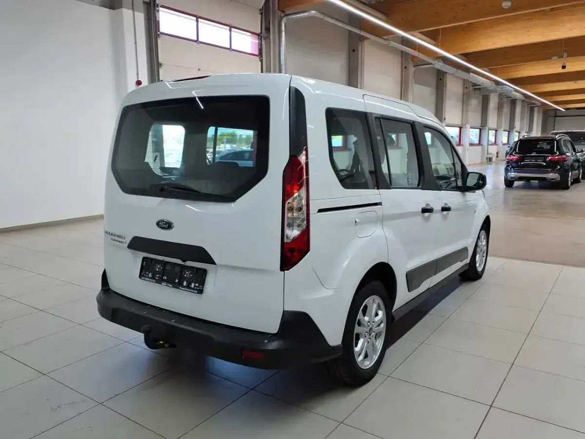 Gebraucht Ford Tourneo Connect Trend 101 PS (74 kW) 2020 Frostweiß Van / Kleinbus