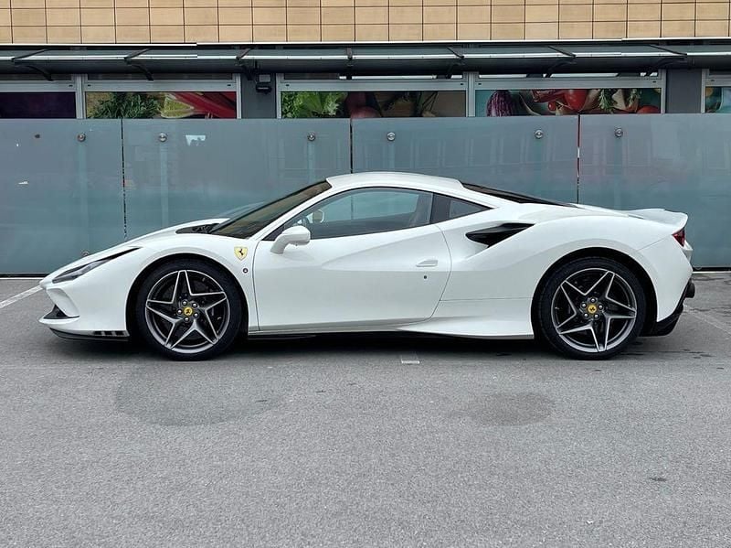 Gebraucht Ferrari F8 721 PS (530 kW) 2022 Weiß Coupé