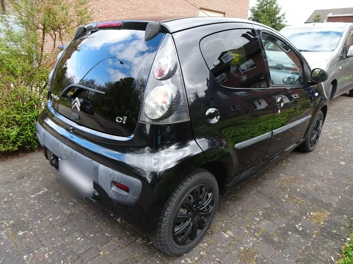 Gebraucht Citroën C1 Tendance 68 PS (50 kW) 2012 Schwarz Kleinwagen